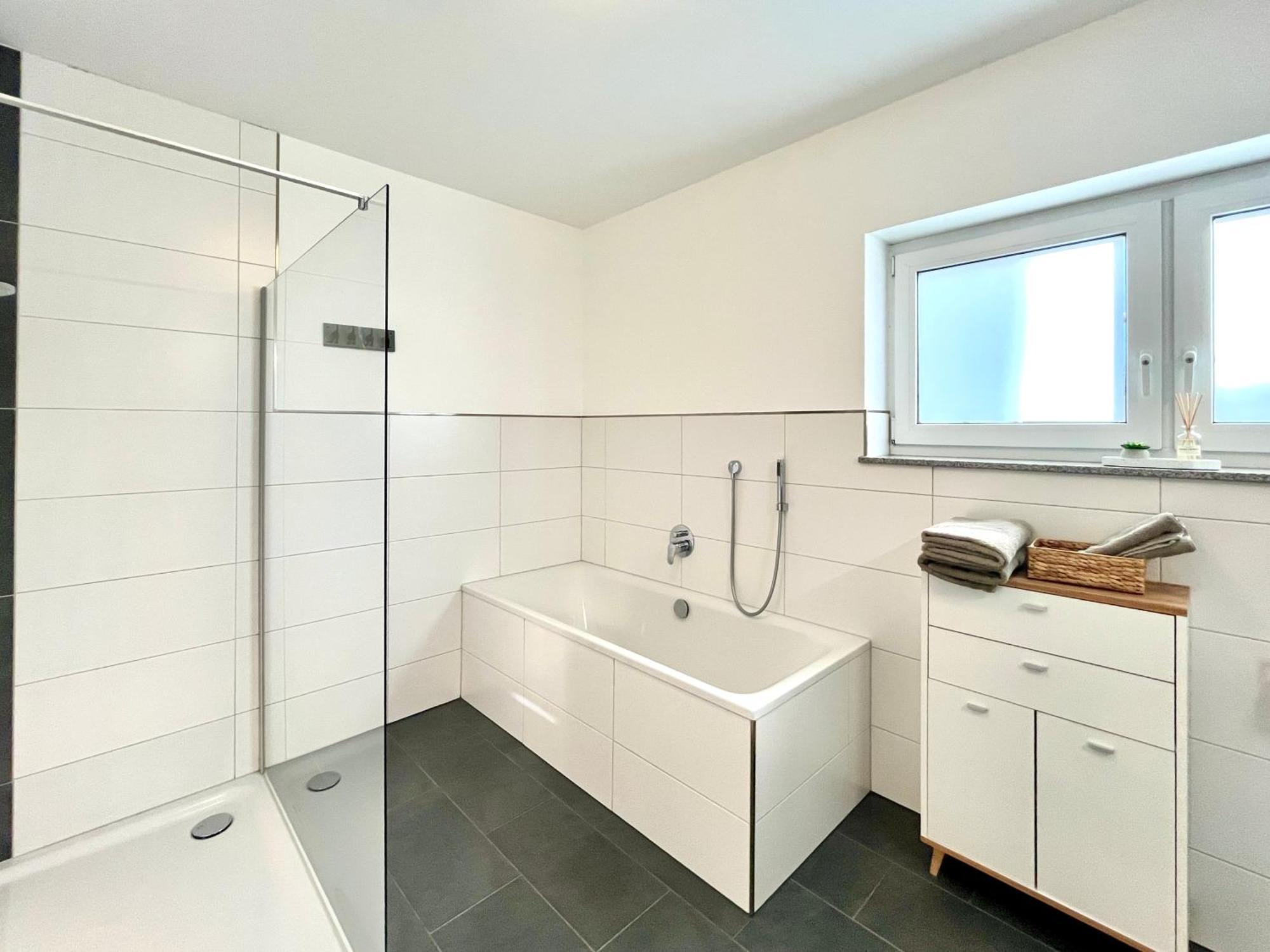 Ferienwohnung Moseltraum, 1-6 Pers, Mit 3 Schlafzimmer Und Panoramabalkon Müden Eksteriør billede