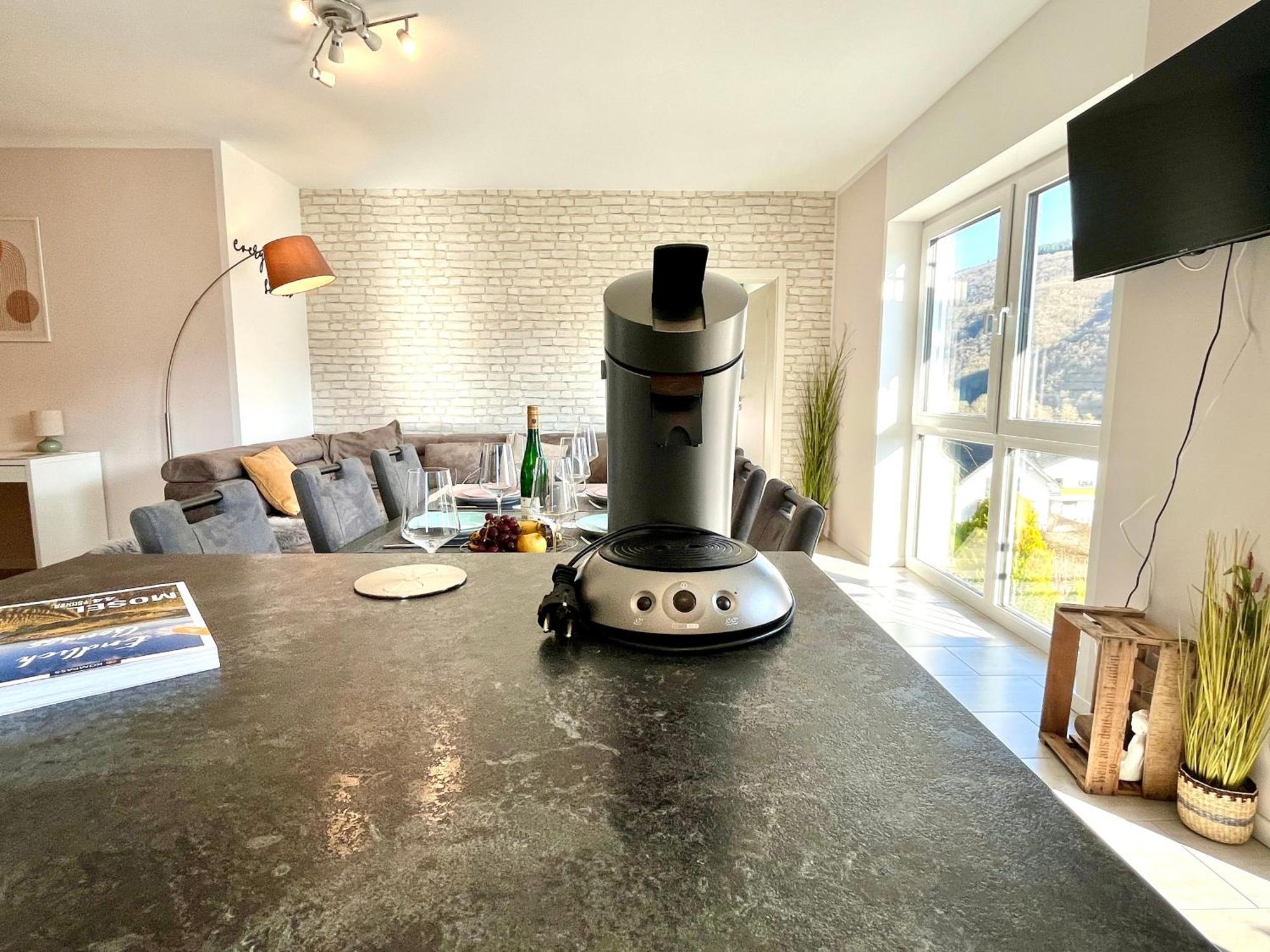 Ferienwohnung Moseltraum, 1-6 Pers, Mit 3 Schlafzimmer Und Panoramabalkon Müden Eksteriør billede